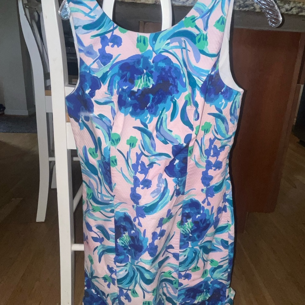 Lilly Pulitzer Blue and White Sleeveless Sheath Mini Dress